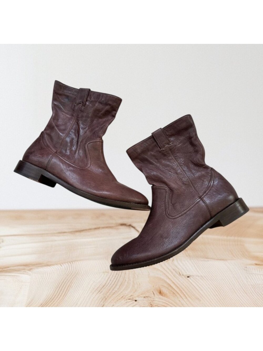 JOHNSTON & MURPHY Brown Leather Flat Ankle Boots Size 7